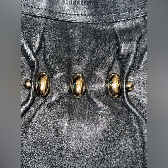 See by Chloe Elegant Black Leather Shoulder Bag - Picture 6 of 11